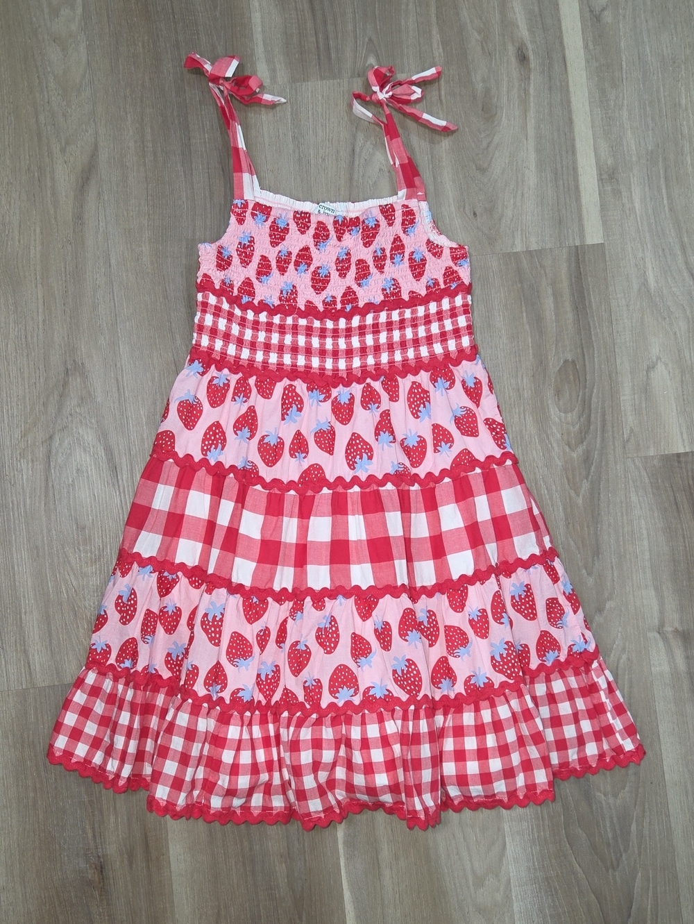 •Crown & Ivy• Little Girls Strawberry Dress